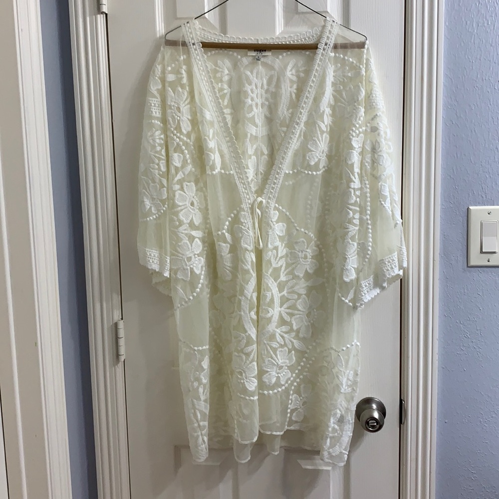 Umgee lace shawl